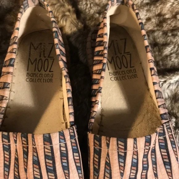 Nordstrom Miz Mooz Barcelona Collection patterned espadrille flats - Picture 5 of 7